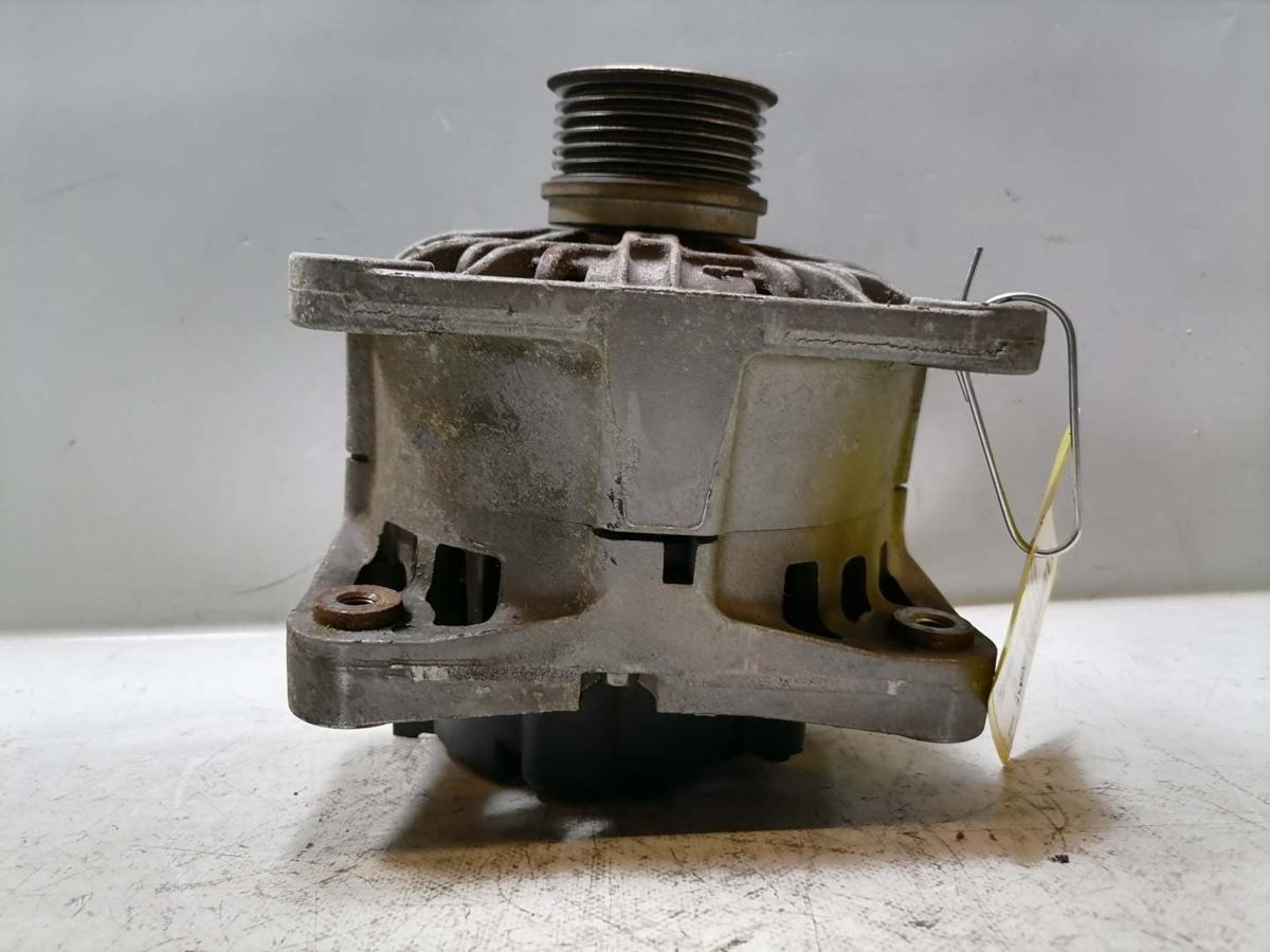Renault Scenic 2 original Lichtmaschine Generator 1,6 82KW Bj.2007